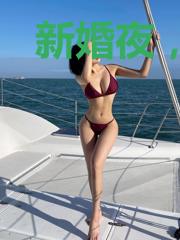 新婚夜,植物人老公突然抱住我!
