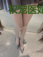 权宠医妃:腹黑王爷求贴贴季青旋南宫烨