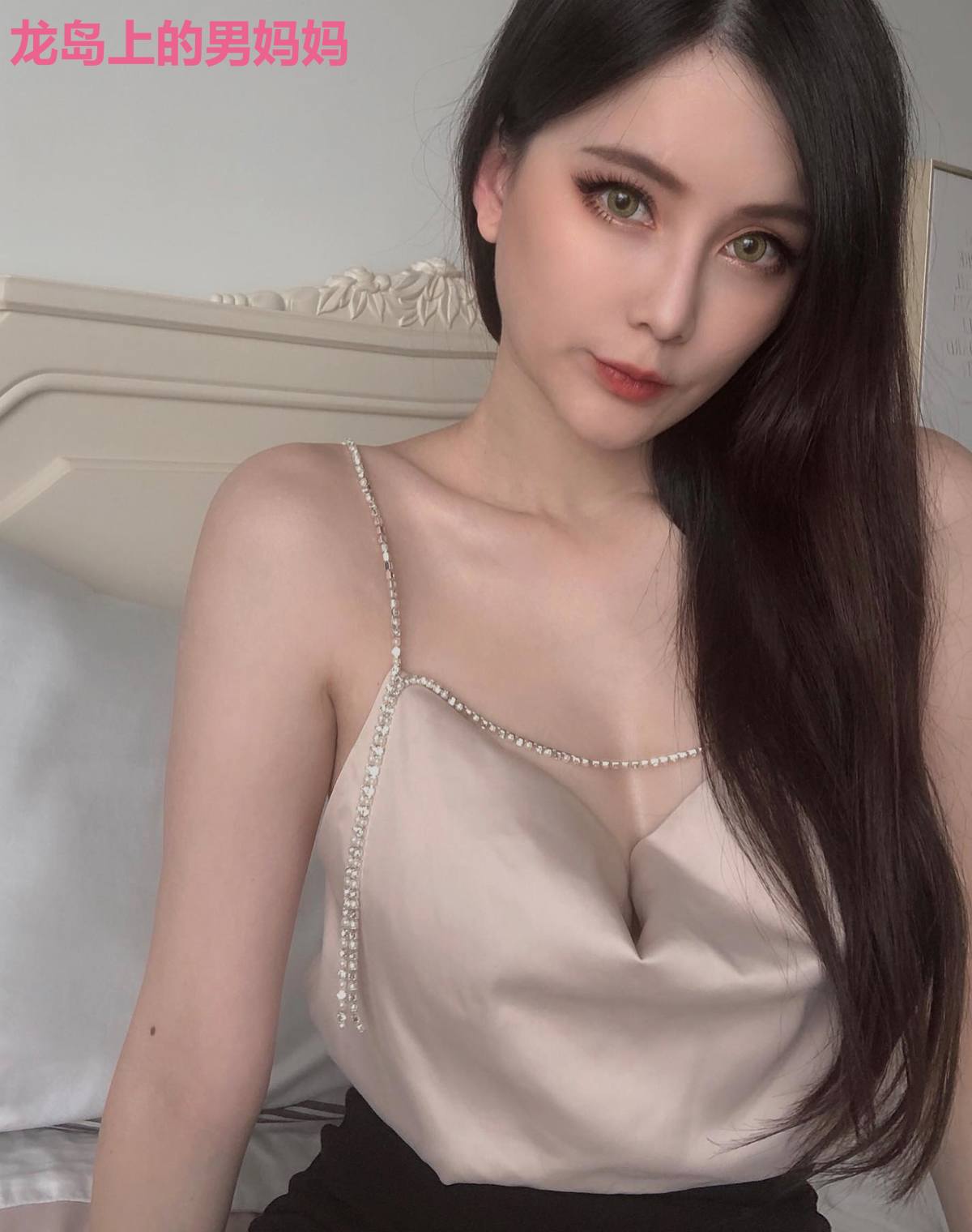 龙岛上的男妈妈